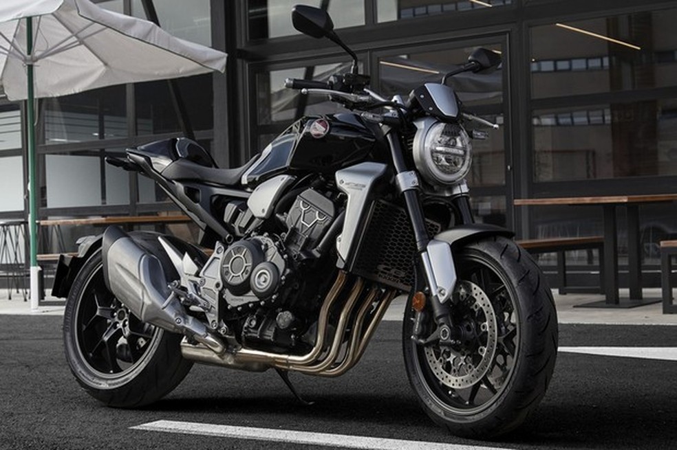 Nova CB1000R investiu no estilo meio retrô (Foto: Divulgação) — Foto: Auto Esporte