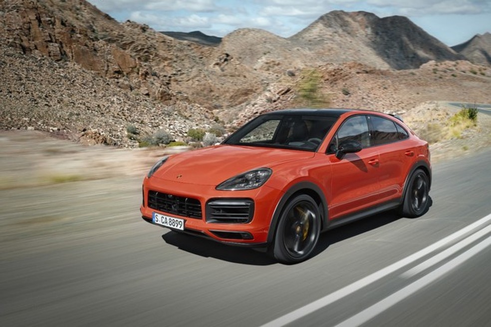 Inicialmente serão duas versões: a de entrada, com 340 cv, e a Turbo, de 550 cv (Foto: Divulgação) — Foto: Auto Esporte