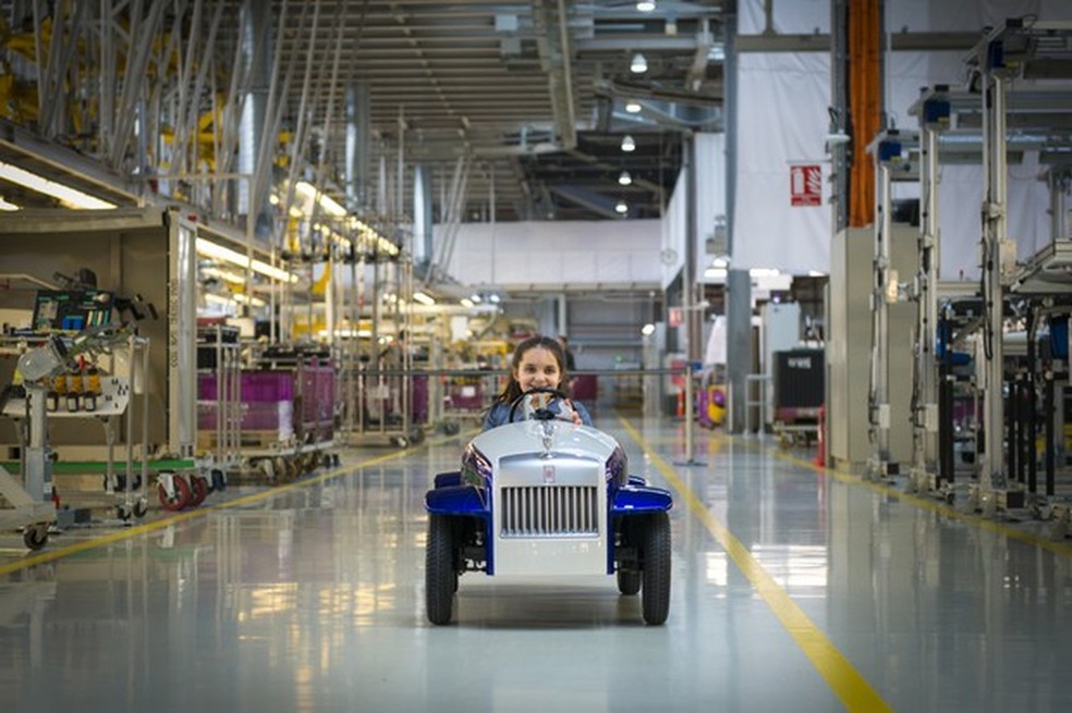 Rolls Royce desenvolve mini carro elétrico para crianças (Foto: Divulgação) — Foto: Auto Esporte