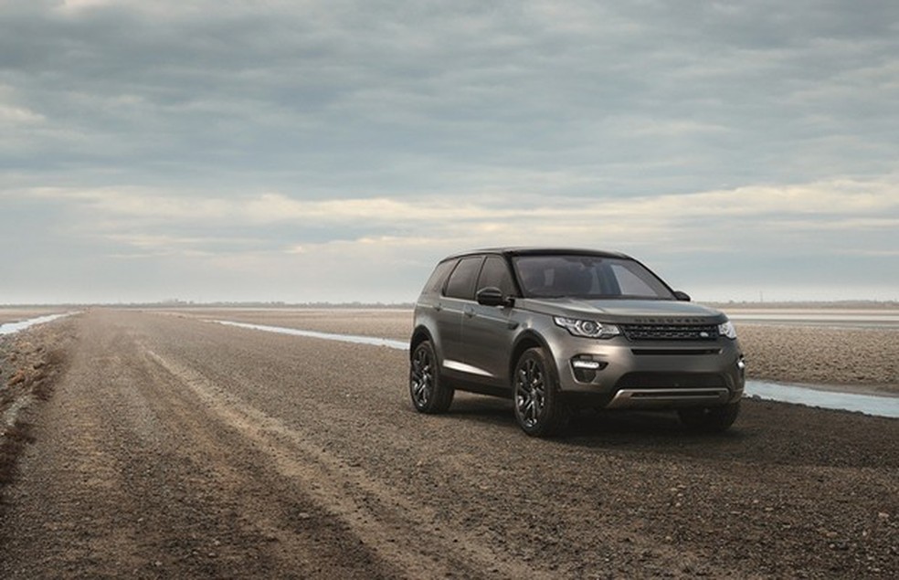 Land Rover Discovery Sport Black (Foto: Divulgação) — Foto: Auto Esporte
