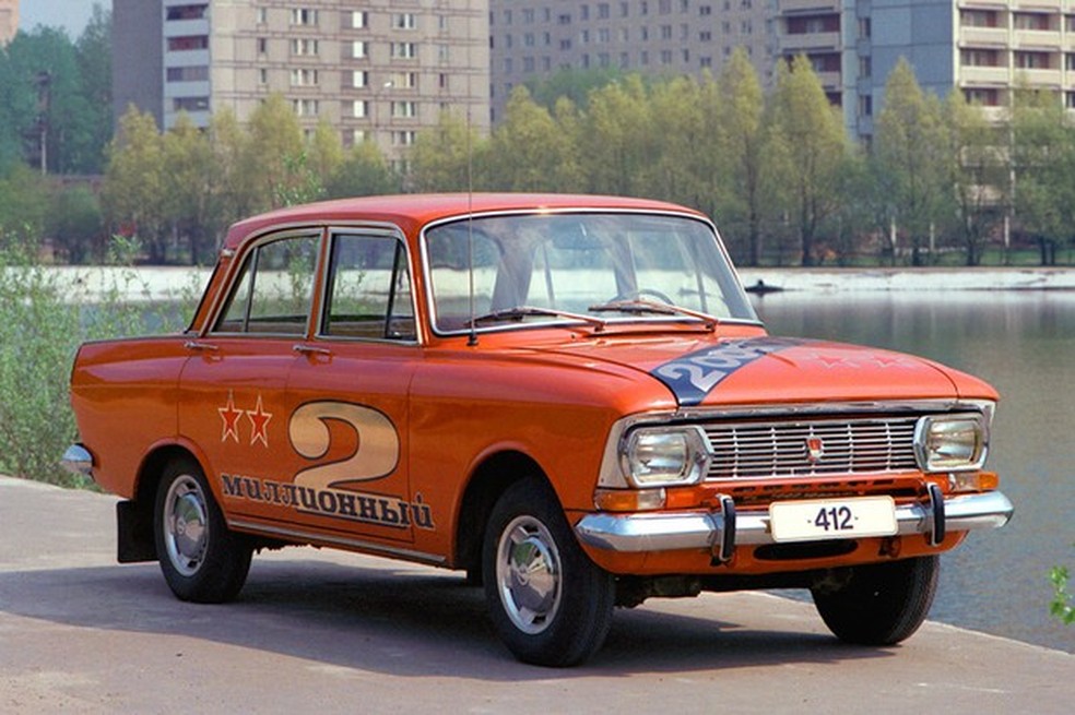 Resistente e aprovado nos mercados ocidentais, Moskvitch 412 foi usado em ralis (Foto: Divulgação) — Foto: Auto Esporte