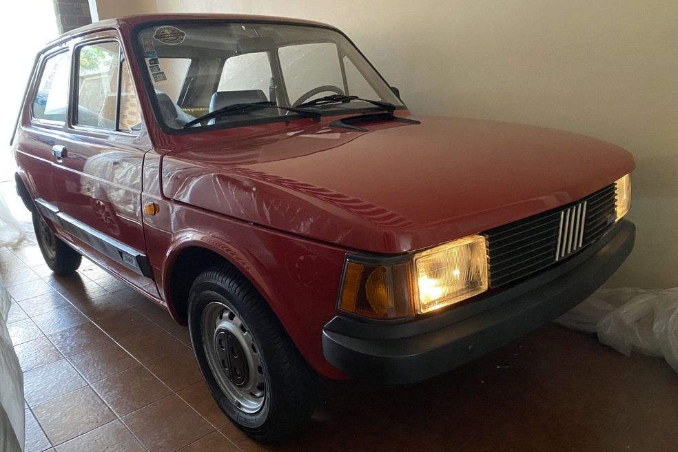 Pintura em vermelho Ferrari ainda é original — Foto: Acervo pessoal/Garagem Rali