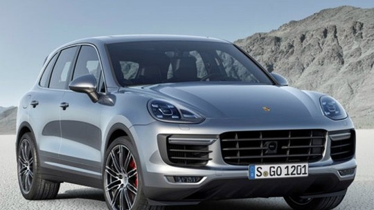 Porsche apresenta Cayenne  reestilizado