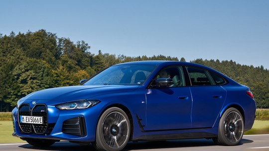 Teste: BMW i4 é cupê elétrico, gera 544 cv e faz até barulho sem precisar