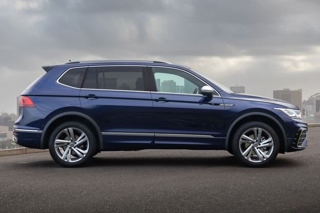 Volkswagen Tiguan Allspace - lateral estática