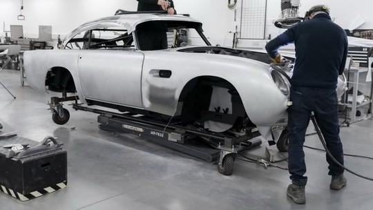 Aston Martin volta a fabricar carro do 007 tirado de linha em 1965
