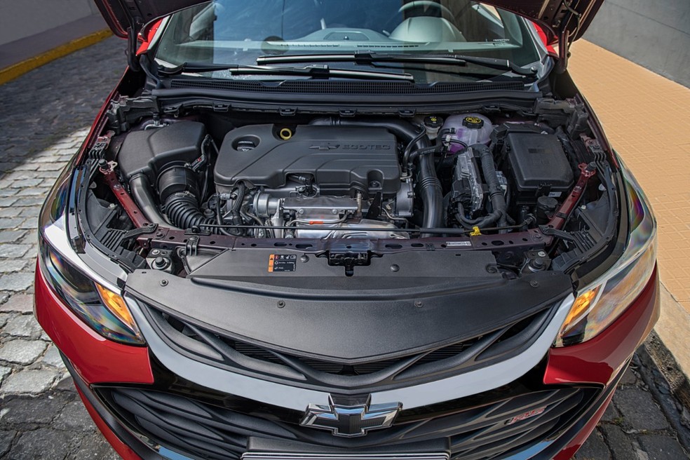 Chevrolet Cruze Sport6 tinha motor 1.4 turbo — Foto: Divulgação