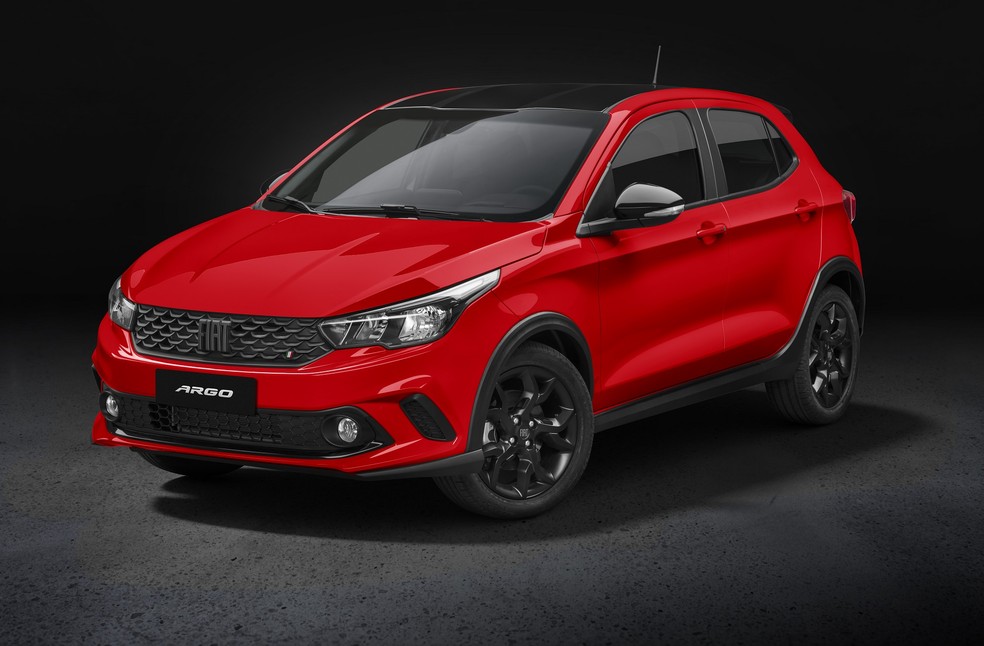 Fiat Argo HGT com motor 1.8 e câmbio automático se aproxima dos R$ 100 mil — Foto: Divulgação
