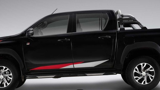 Toyota lança Hilux com motor V6 a gasolina na Argentina