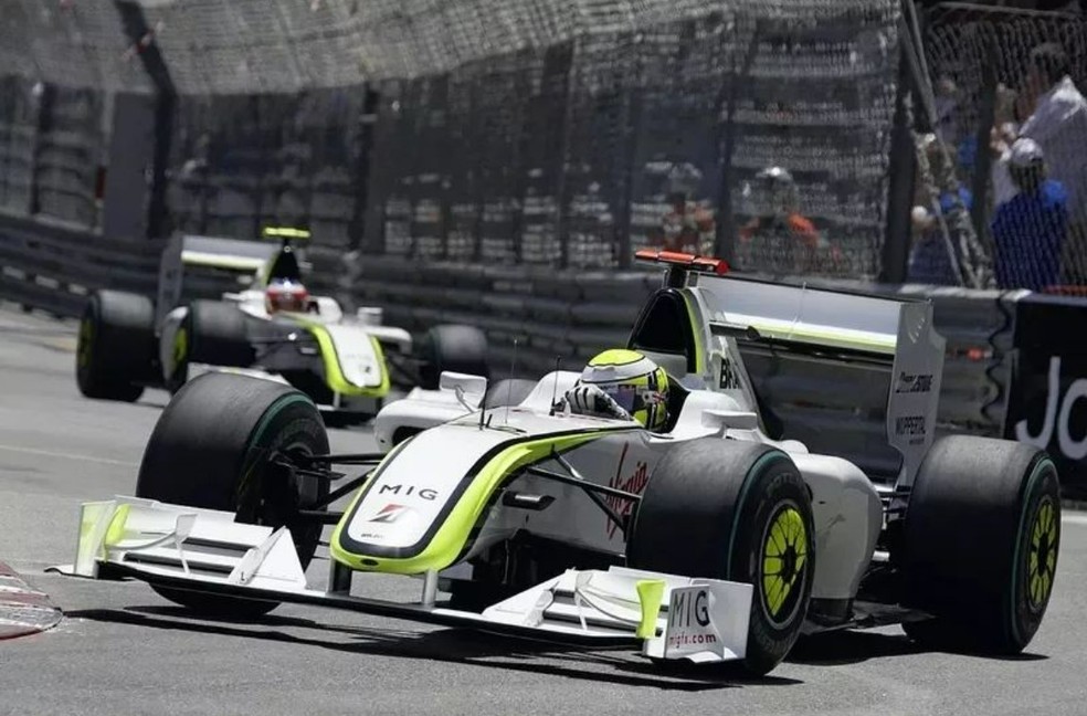 Jenson Button e Rubens Barrichello correram pela Brawn-Mercedes em 2009 — Foto: Reprodução/Instagra,m