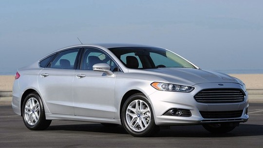 Ford Fusion sofre recall por problema nos cintos de segurança 