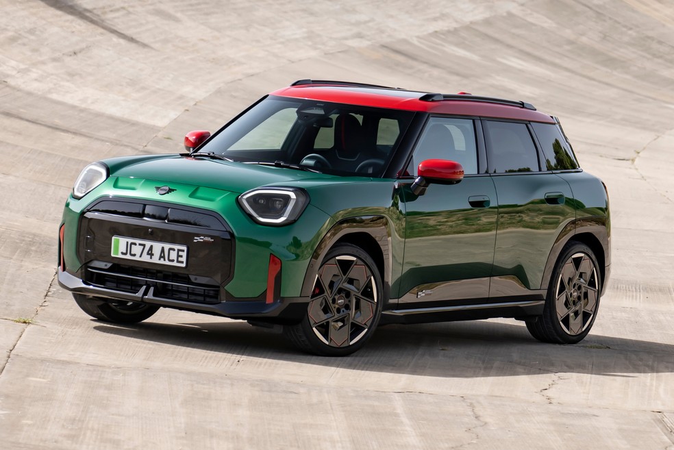 Mini JCW Aceman é equipado com rodas de 19 polegadas — Foto: Divulgação