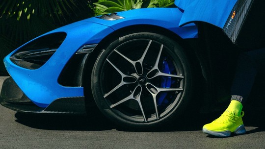 McLaren lança tênis de luxo com fibra de carbono e tecnologia usada nos superesportivos por R$ 2,3 mil