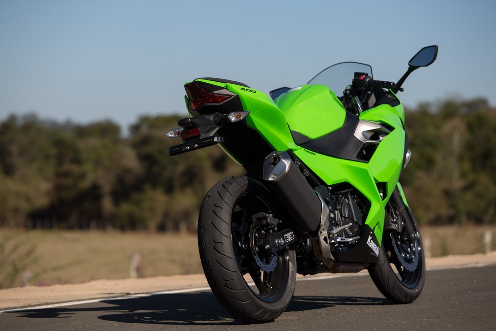 Kawasaki Ninja 400 primeiras impress es