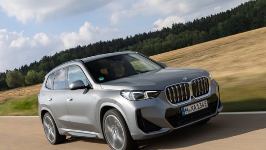 BMW iX1 é o SUV elétrico mais "barato" da marca no Brasil, mas custa R$ 422 mil