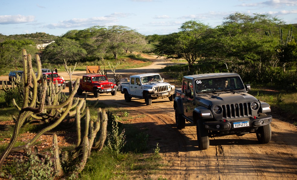 Jeep Gladiator será oferecida no Brasil apenas com motor V6 a gasolina — Foto: Divulgação