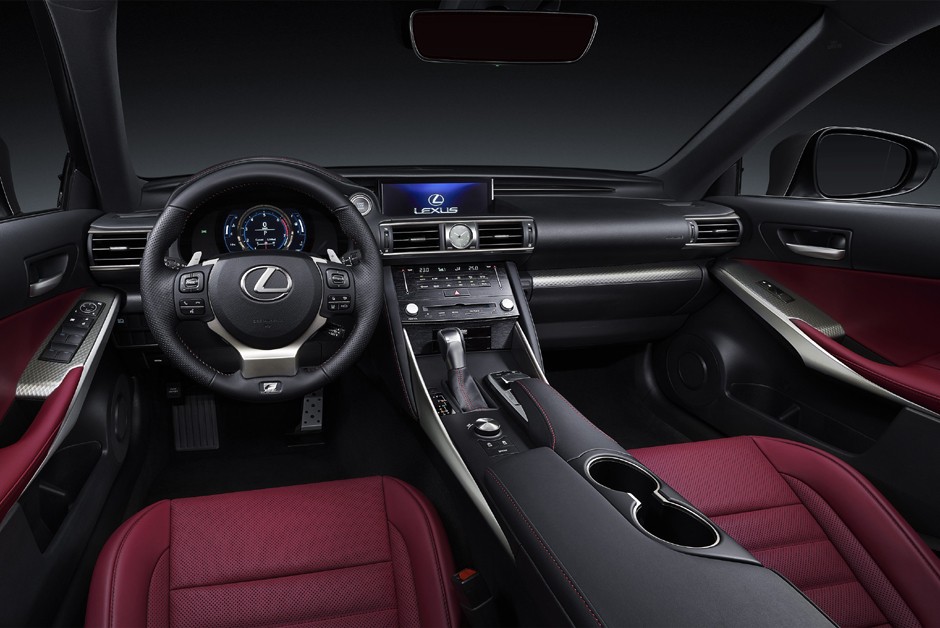 Interior do Lexus IS 200t F Sport