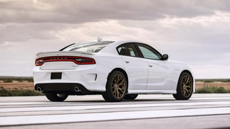 Dodge Charger SRT Hellcat 2015