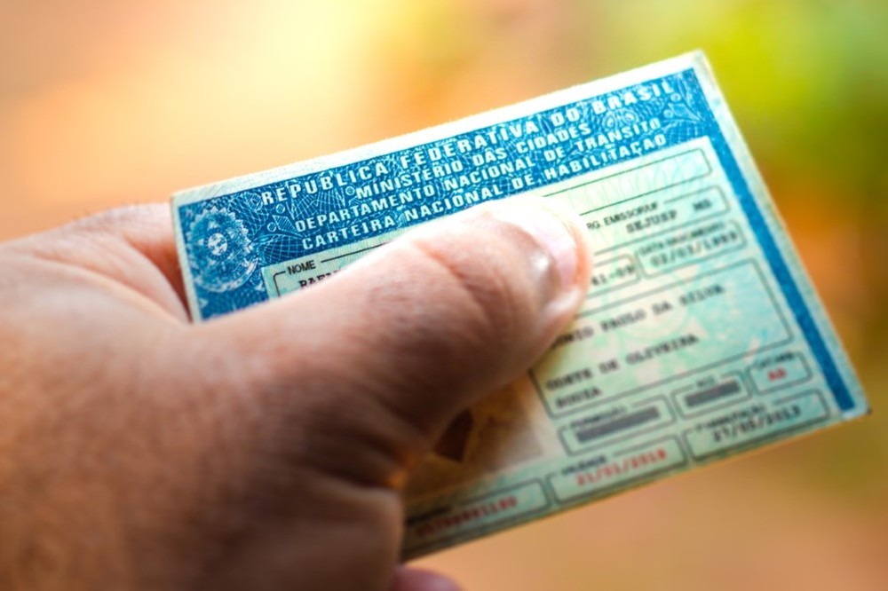 Por quanto tempo posso dirigir com a CNH vencida?