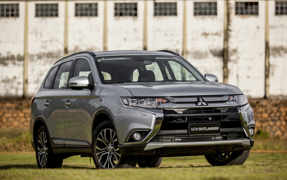 Mitsubishi Outlander — Foto: Murilo Mattos/Divulgação