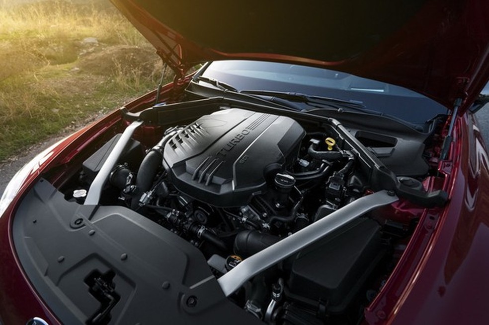 Kia Stinger (Foto: Divulgação) — Foto: Auto Esporte