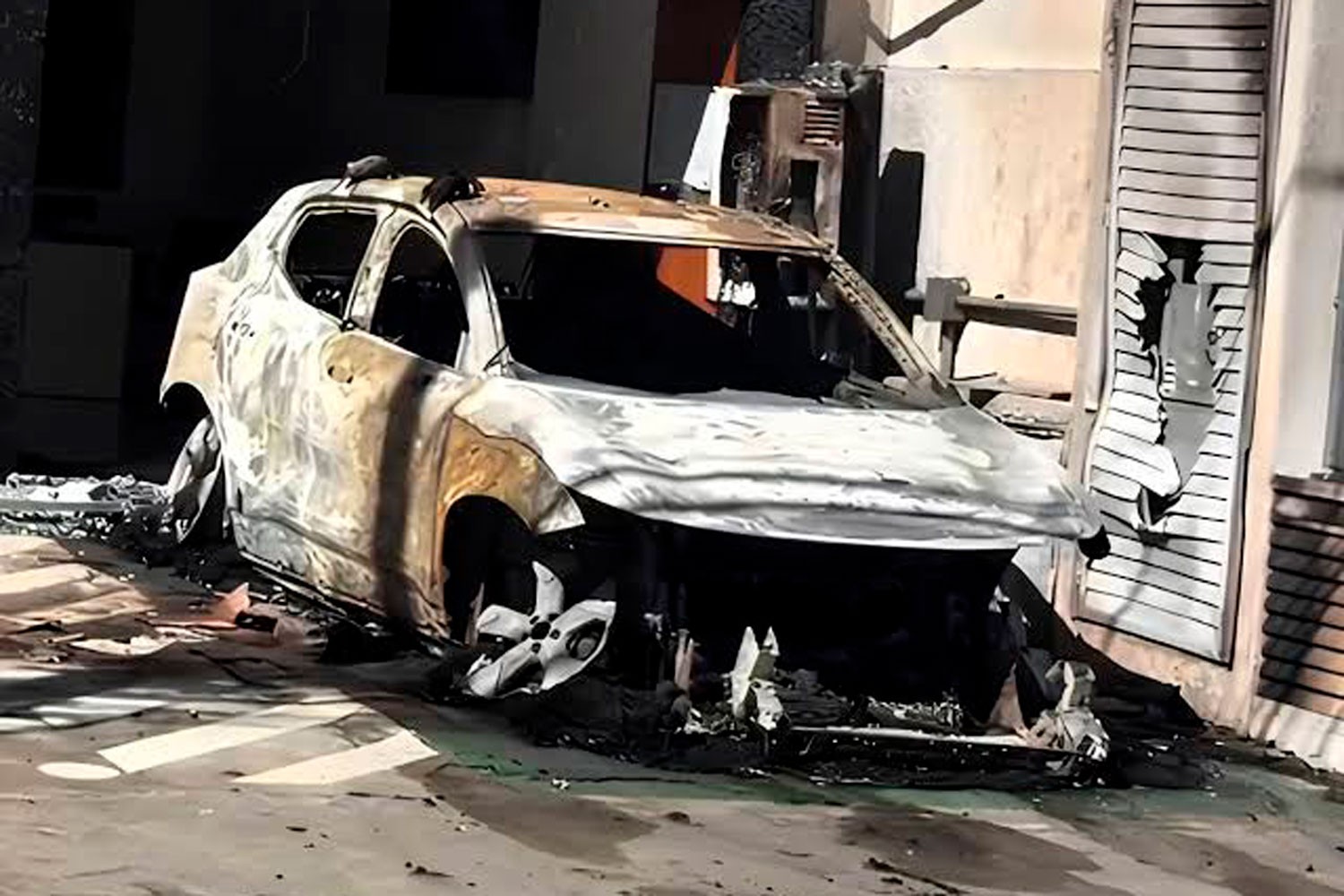 CEO da Volvo alerta para limite de recarga do EX30: 'Acima disso é inseguro'