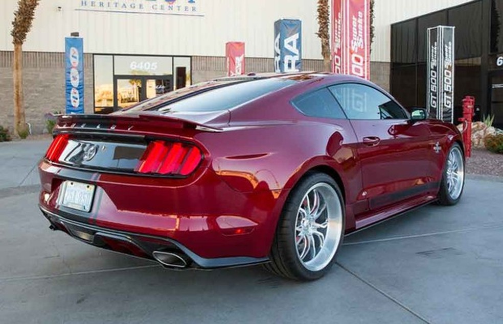 Shelby Super Snake 2015 (Foto: Divulgação) — Foto: Auto Esporte