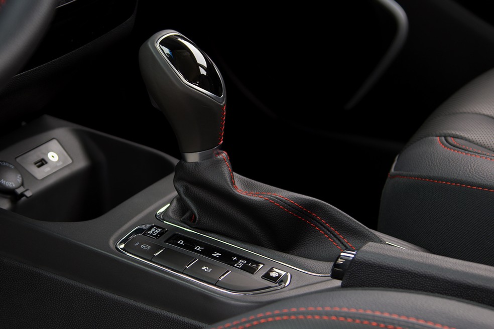 Jac T40 agora tem versão com câmbio automático do tipo CVT — Foto: Divulgação