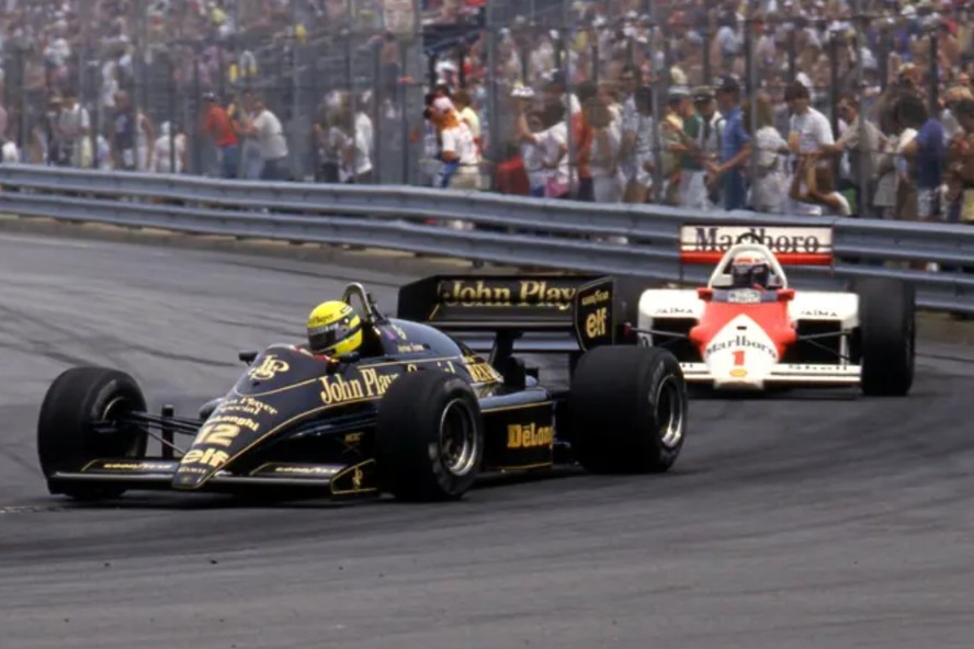 アルタヤ　 LOTUS 98T AYRTON SENNA Lotus 98T, carro pilotado por Ayrton Senna na Fórmula 1, vai a