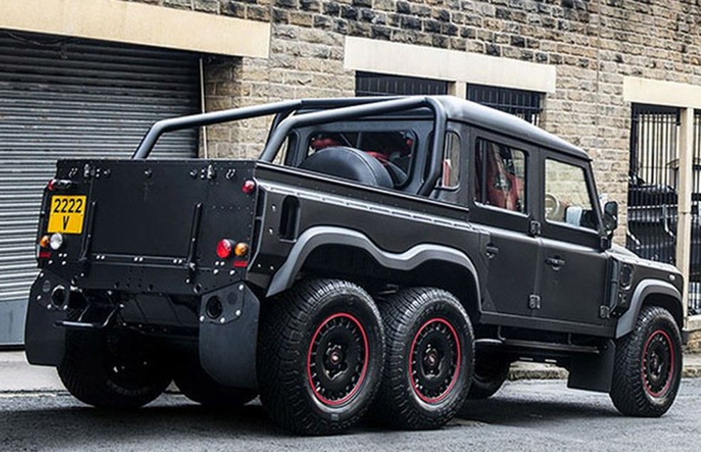 Flying Huntsman 110 WB 6x6 Double Cab Pickup (Foto: Divulgação) — Foto: Auto Esporte