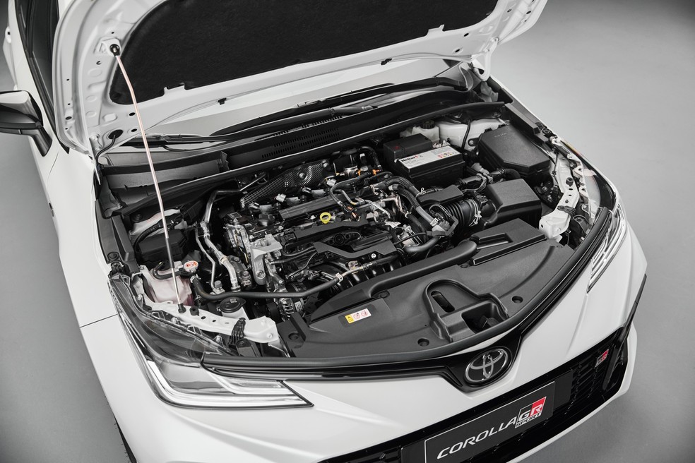 Toyota Corolla deveria ser equipado com motor turbo — Foto: Divulgação/Toyota