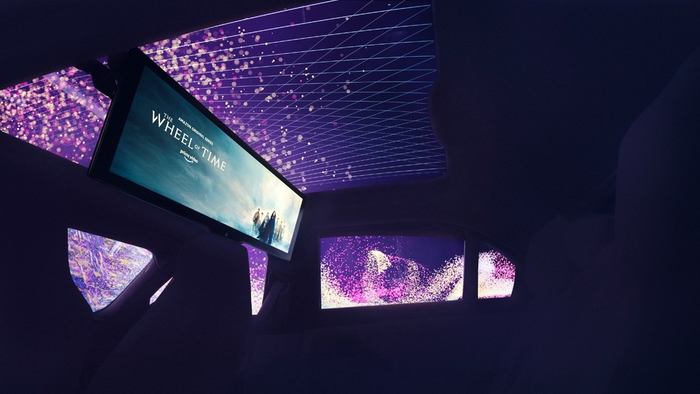 Telão da BMW tem conexão 5G e funciona como uma smart TV — Foto: Divulgação