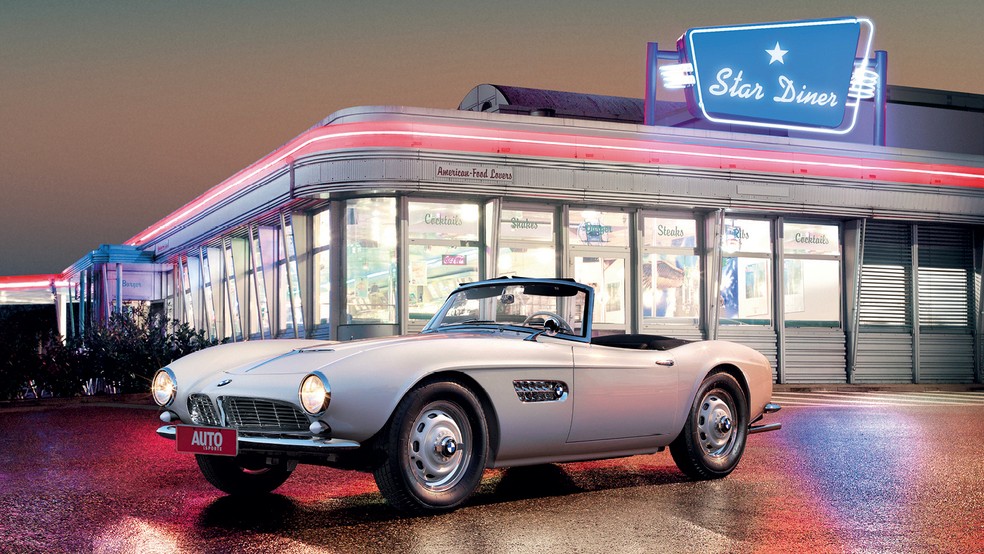 Raro BMW 507 do Elvis Presley mudou de cor e ficou 30 anos abandonado, mas voltou aos dias de glória após uma restauração feita pela própria BMW — Foto: BMW