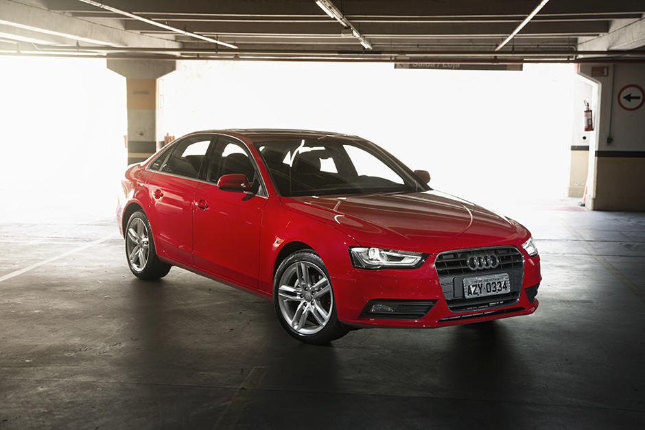 Na linha 2015, o sedã ganhou uma nova motorização, com um 1.8 turbo debaixo do capô