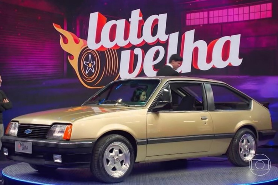 Chevrolet Monza Hatch 1983 ganhou motor turbo e suspensão rebaixada