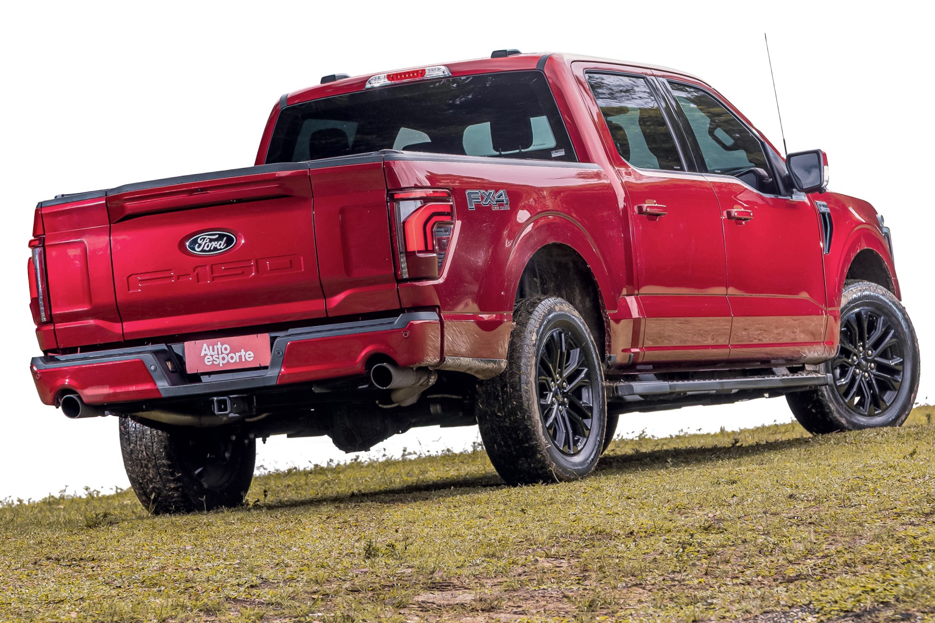 Picapes da Ford poderão ter ‘porta-malas secreto’ na caçamba; entenda