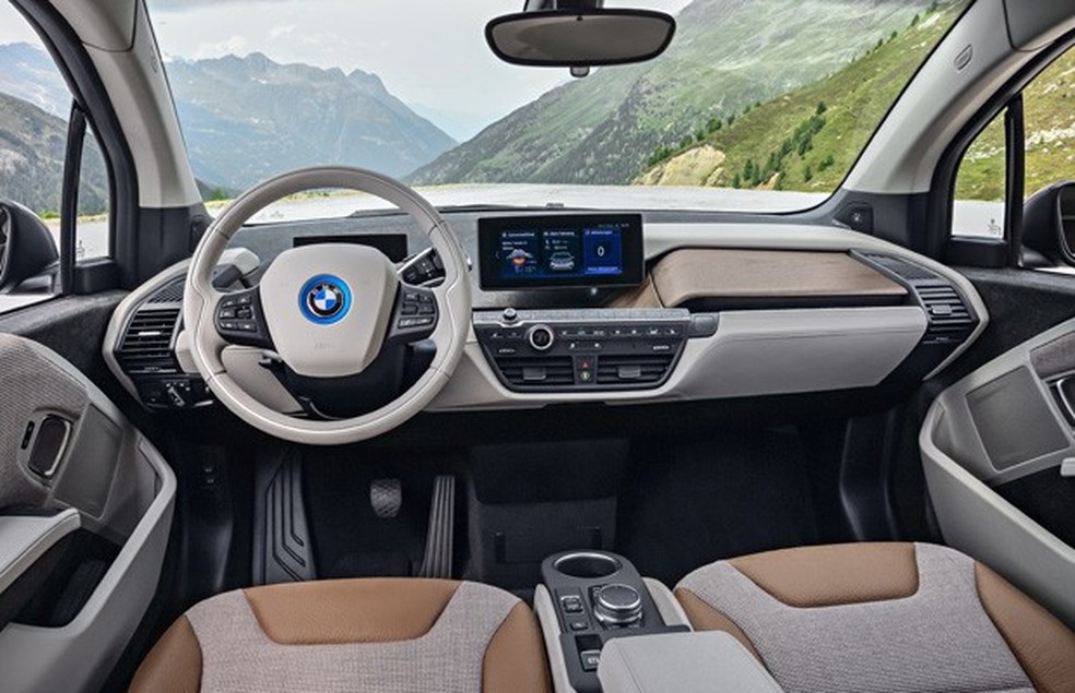 Único carro elétrico à venda no Brasil, BMW i3 reestilizado tem preço ...