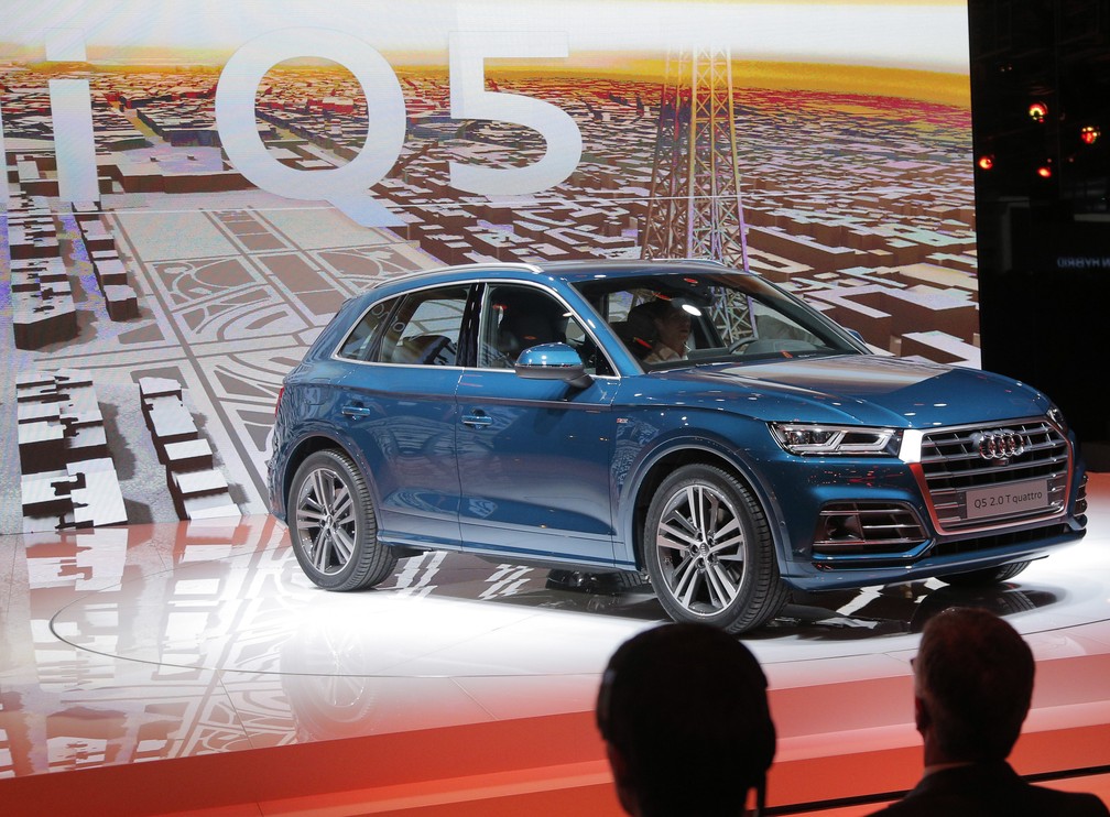 Audi Q5, apresentado no Salão de Paris — Foto: AP Photo/Michel Euler