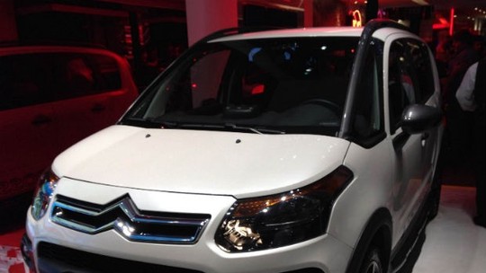 Citroën C3 ganha três novas versões na linha 2015