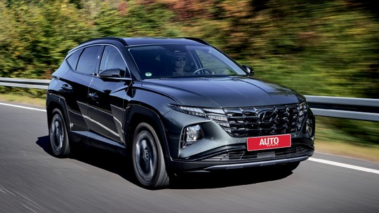 Teste: Hyundai Tucson híbrido roda 50 km no modo elétrico e esbanja conforto para a família
