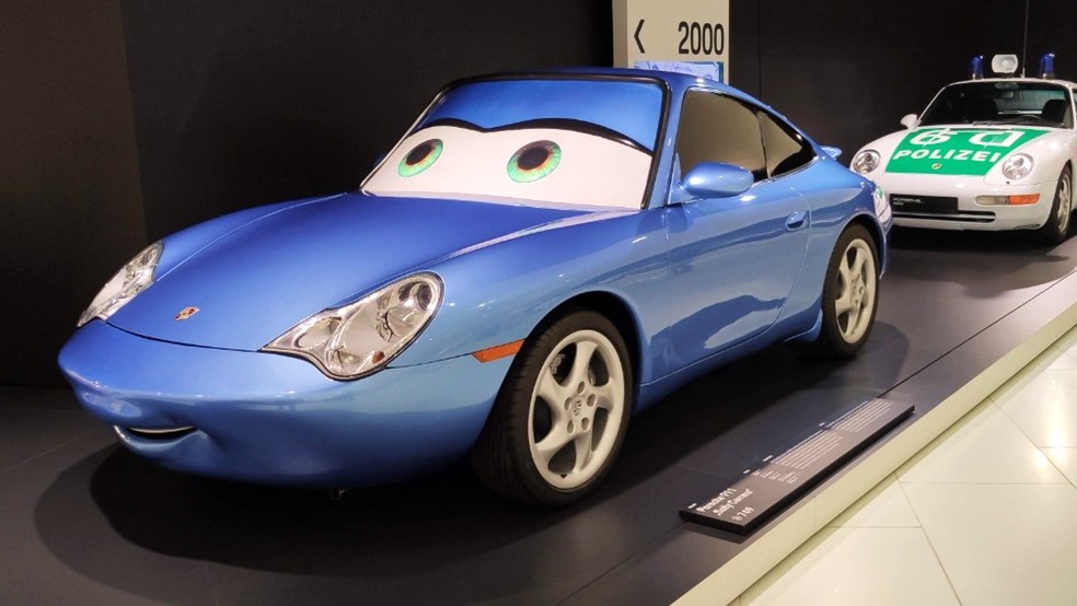 Sally, é um Porsche 911 Carrera 2002, do filme Carros  — Foto: André Paixão/Auto News Brasil
