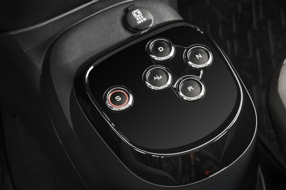 O câmbio do carro é automatizado (Foto: Divulgação) — Foto: Auto Esporte