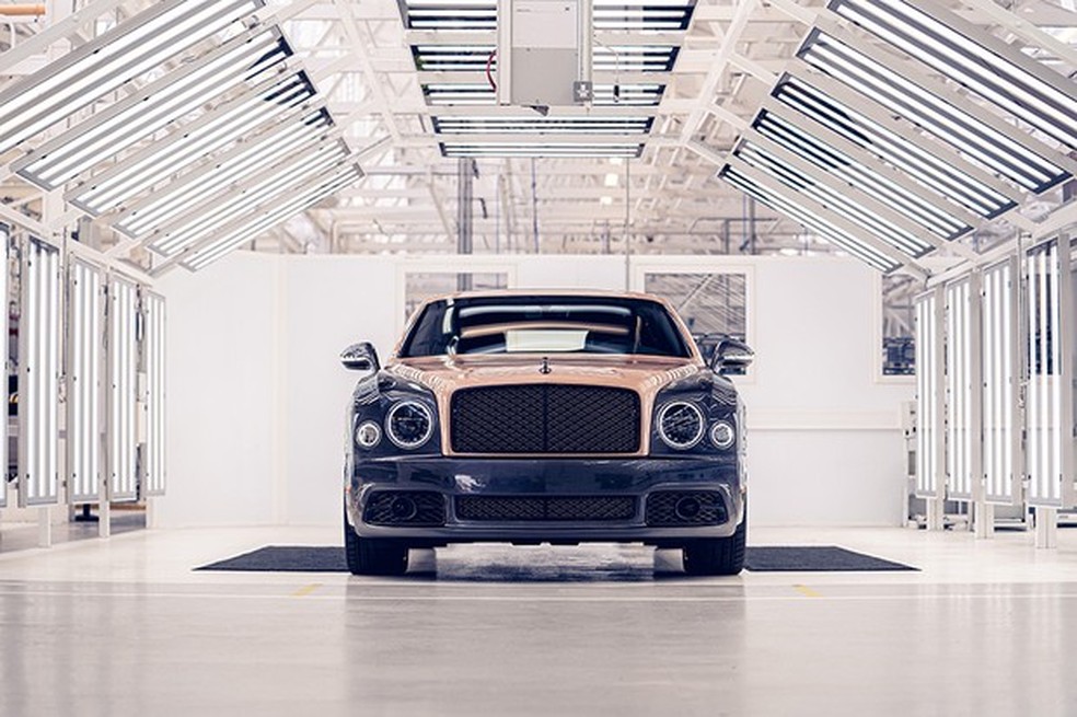 A montadora afirmou que o Bentley Mulsanne não será mais produzido (Foto: Divulgação) — Foto: Auto Esporte