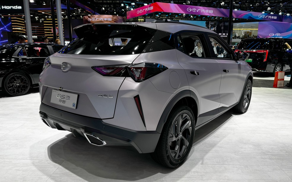 GAC GS3 mede 4,41 metros de comprimento e tem 2,65 m de entre-eixos — Foto: André Paixão/Auto News Brasil