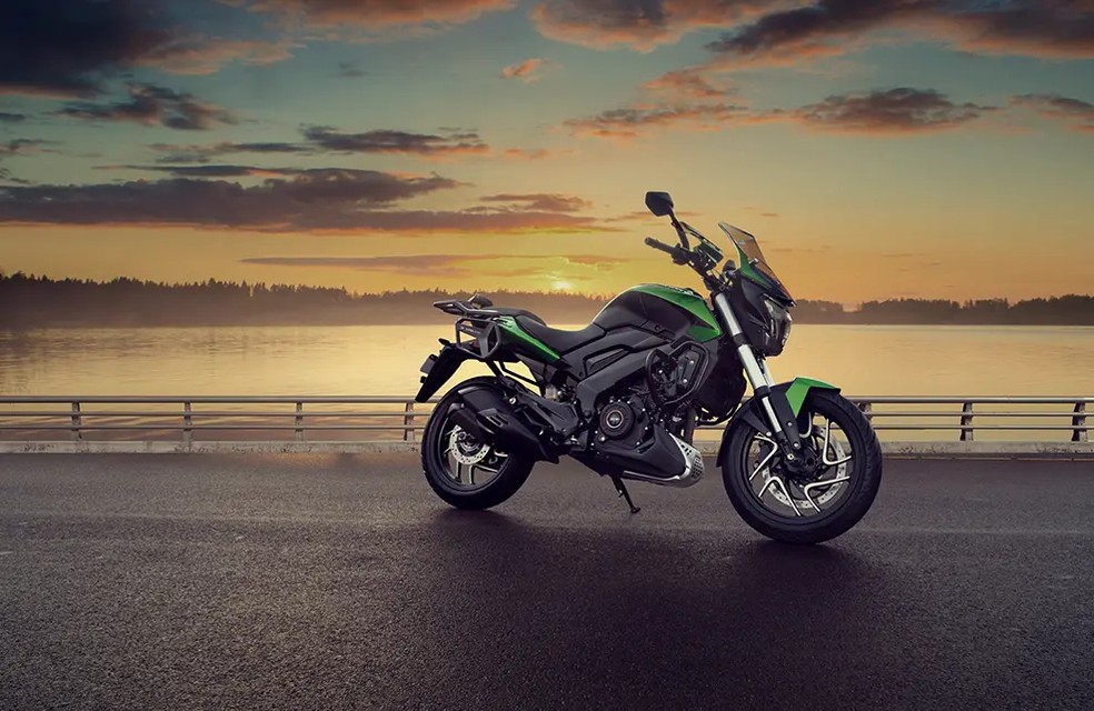 Bajaj Dominar 400 é a moto mais refinada da marca indiana no Brasil — Foto: Divulgação