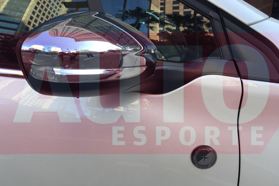 Flagramos o novo Peugeot 2008 Crossway