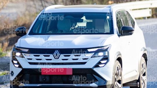 Flagra: Renault Boreal terá motor híbrido inovador com 180 cv e tração 4x4