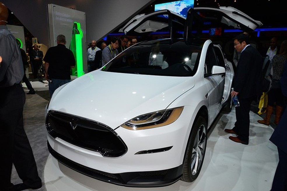 Tesla Model X na CES 2015 (Foto: Newspress) — Foto: Auto Esporte
