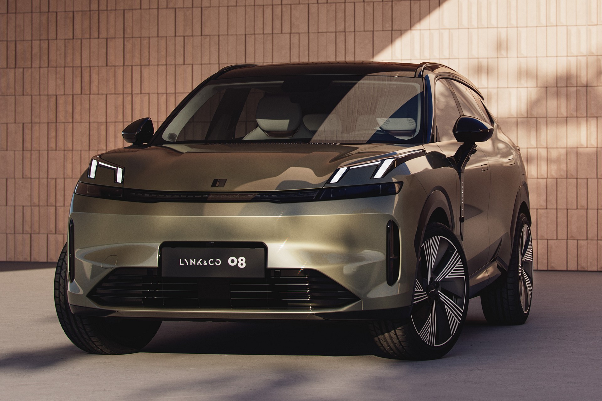Segredo: saiba quais serão os primeiros carros da Lynk & Co no Brasil
