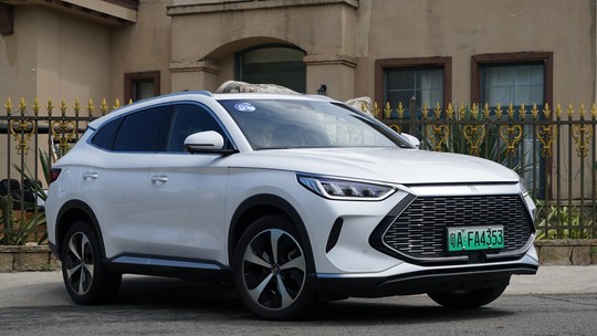 SUV e sedã híbridos da BYD chegam ao Brasil em agosto de olho em Compass e Corolla